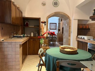 Trilocale in Vendita a Castrignano del Capo, 78'000€, 80 MQ, arredato