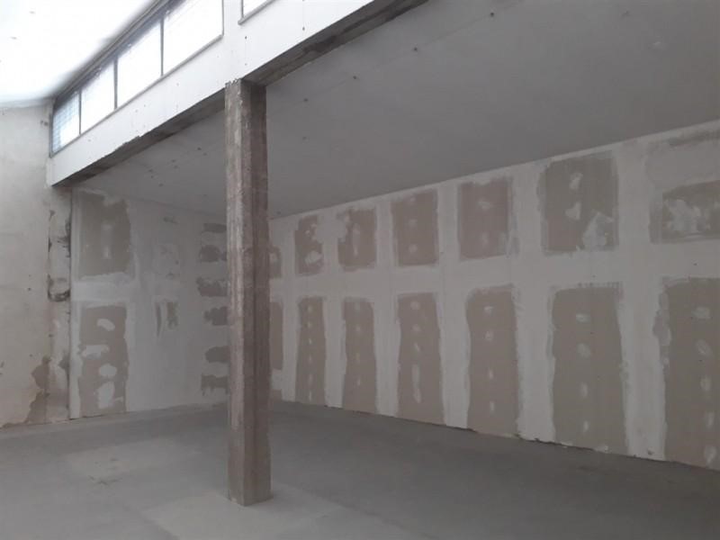 Immobile commerciale in Affitto a Empoli, 1'700&euro;, 170 m²