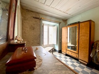 Casa Indipendente in Vendita a Montalbano Elicona, 29'000€, 172 m²