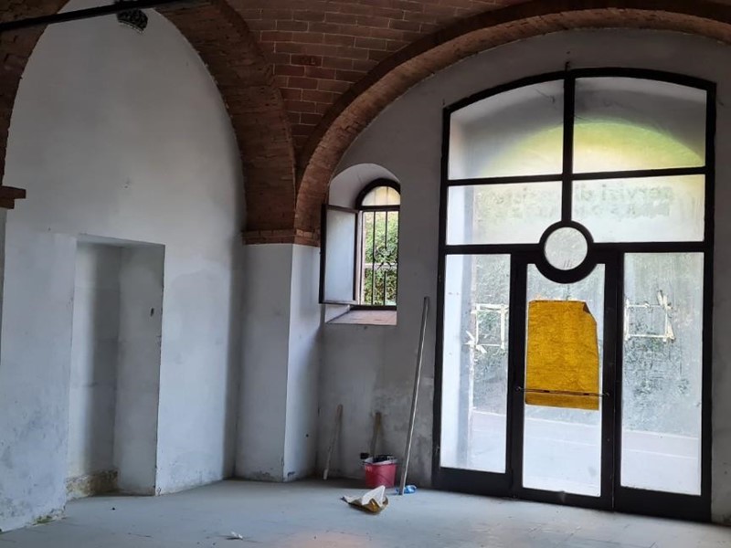 Immobile commerciale in Vendita a Siena, 250'000€, 85 m²
