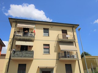 Quadrilocale in Vendita a Pontedera, 85'000€, 85 m²