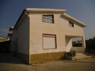 Villa in Vendita a Agrigento, zona Cavaleri Magazzeni, 360'000€, 250 m²