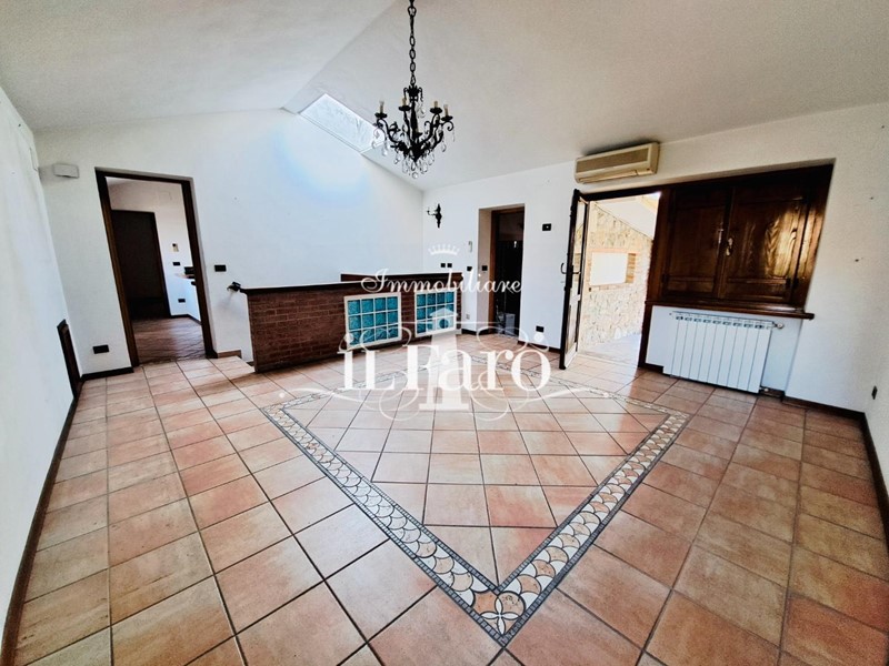 Villa in Vendita a Viareggio, 600'000€, 140 m²