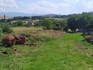 Terreno edificabile in Vendita a Alanno, zona Ticchione, 22'000€, 1700 m²