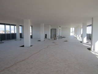 Ufficio in Affitto a Pisa, zona Ospedaletto, 2'700€, 150 m²