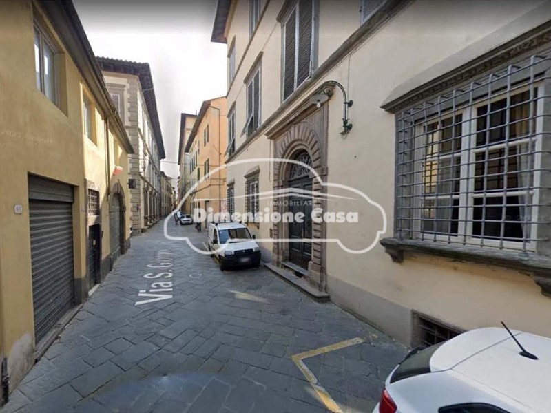 Immobile commerciale in Vendita a Lucca, 95'000€, 40 m²