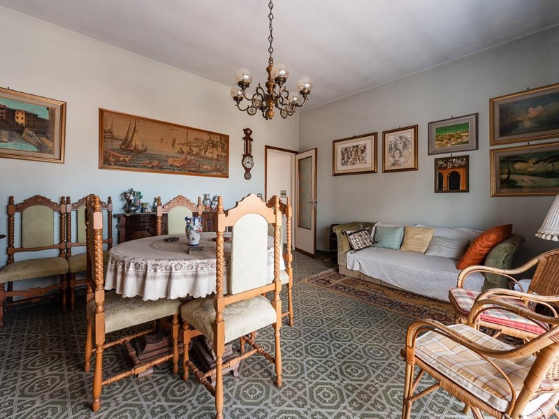 Appartamento in Vendita a San Giuliano Terme, zona Gello, 160'000€, 150 m², con Box