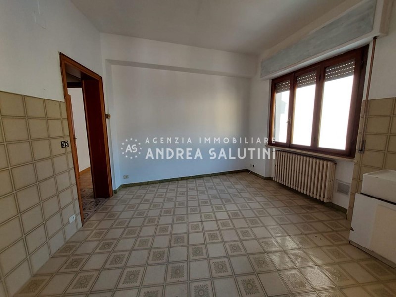Bilocale in Vendita a Buti, 55'000€, 69 m²