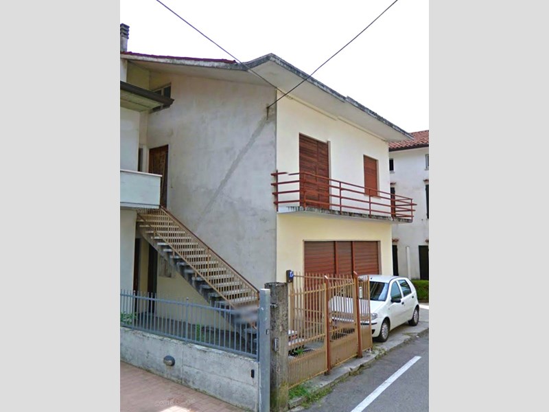 Appartamento in Vendita a Chiuppano, zona Via Piovene, 34'875&euro;, 118,00