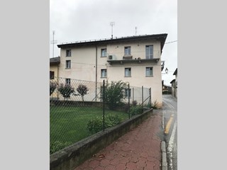 Casa Indipendente in Vendita a Boves, zona centro storico, 260'000€, 190 m², arredato