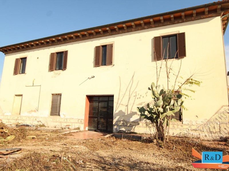 Appartamento in Vendita a Barberino Tavarnelle, 160'000€, 120 m²