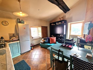 Bilocale in Vendita a Arcola, 90'000€, 62 m²