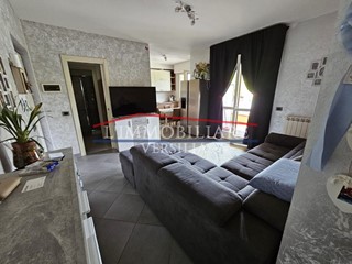Quadrilocale in Vendita a Carrara, zona Nazzano, 240'000€, 85 m², arredato