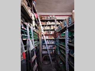 Attività commerciale in Vendita a Vezzano Ligure, zona Prati, 75'000€, 70 m²