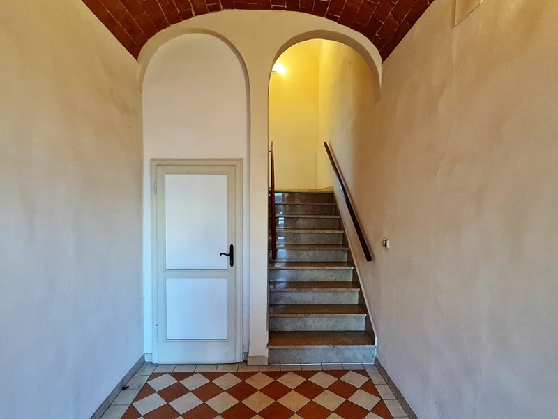 Appartamento in Vendita a San Miniato, zona Ponte a Egola, 198'900€, 117 m²