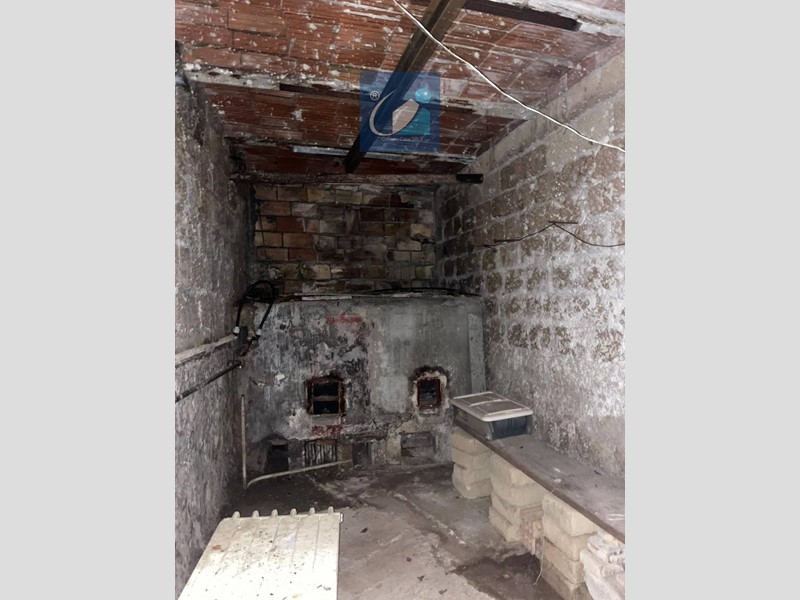 Magazzino in Vendita a Monterotondo, 6'000€, 15 m²