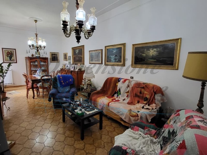 Casa Indipendente in Vendita a Rosignano Marittimo, zona Rosignano Solvay, 265'000€, 115 m²