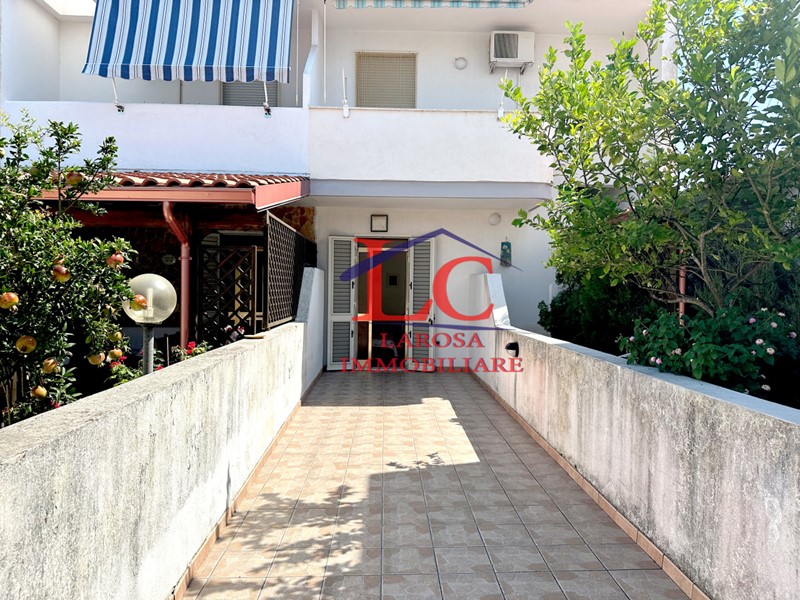 Quadrilocale in Vendita a Melendugno, zona San Foca, 130'000€, 65 m², arredato