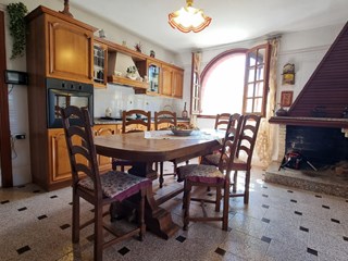 Villa in Vendita a Quartu Sant'Elena, zona S'Ecca Sarrideli, 270'000&euro;, 350 m², arredato