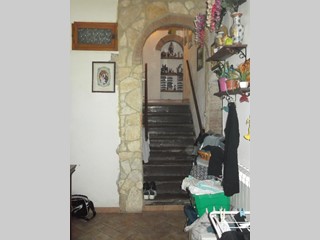 Casa Indipendente in Vendita a San Miniato, zona Corazzano, 125'000€, 160 m², con Box