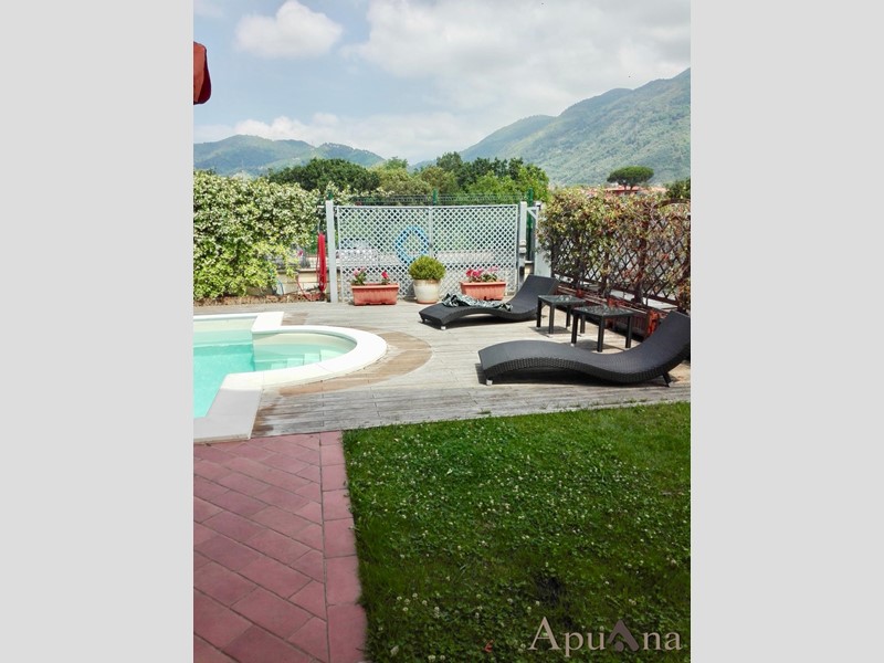 Villetta a schiera in Vendita a Massa, 550'000€, 170 m²