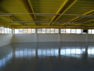 Capannone in Vendita a San Miniato, zona Ponte a Egola, 650'000€, 700 m²