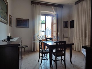 Casa Semi Indipendente in Vendita a Vezzano Ligure, zona Prati, 149'000€, 104 m²