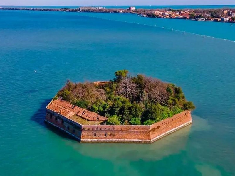 Villa in Vendita a Venezia, 5'000'000€, 450 m²