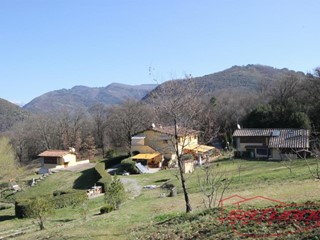 Casa di corte in Vendita a Lucca, zona Mastiano, 1'200'000€, 600 m²