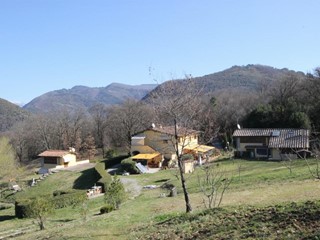 Casa di corte in Vendita a Lucca, zona Mastiano, 1'200'000€, 600 m²