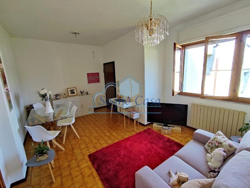 Quadrilocale in Vendita a Carrara, zona Avenza, 175'000€, 68 m²