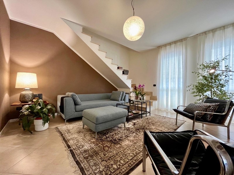 Villa bifamiliare in Vendita a Massa, zona Turano, 290'000€, 110 m²