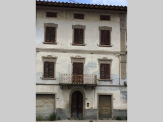 Casa Indipendente in Vendita a San Miniato, zona Ponte a Egola, 180'000€, 925 m²