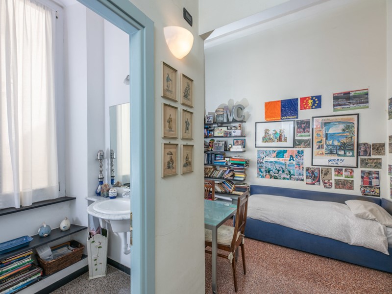 Appartamento in Vendita a Genova, zona Albaro, 400'000€, 150 m²