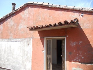Casa Semi Indipendente in Vendita a Aulla, zona Caprigliola, 35'000€, 65 m²