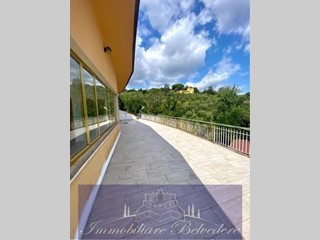 Capannone in Vendita a Lastra a Signa, 2'000'000€, 1500 m²