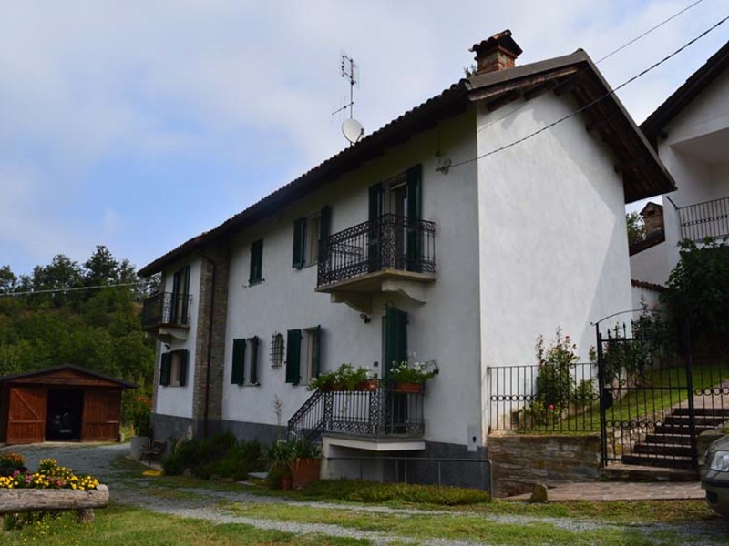 Villa in Vendita a Cartosio, 238'000€, 200 m²