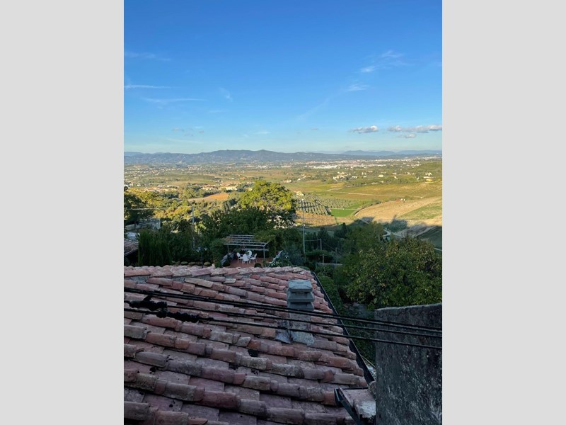 Quadrilocale in Vendita a San Miniato, 115'000€, 89 m², con Box
