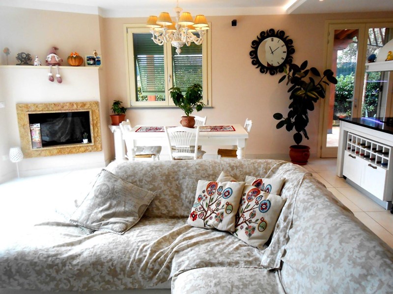 Villa in Vendita a Santa Maria a Monte, 449'000€, 157 m²