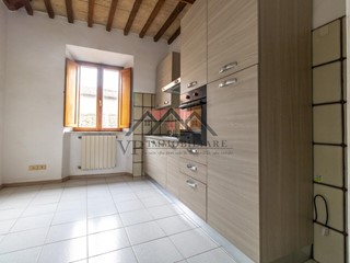 Casa Indipendente in Vendita a Pomarance, 125'000€, 230 m², arredato, con Box
