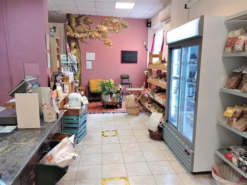 Attività commerciale in Vendita a Pontedera, 19'000€, 50 m²
