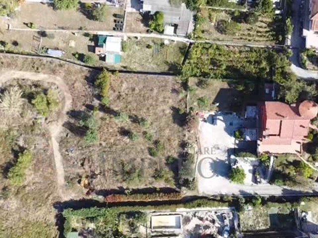 Casa Indipendente in Vendita a Ventimiglia, zona Porra, 680 m², con Box