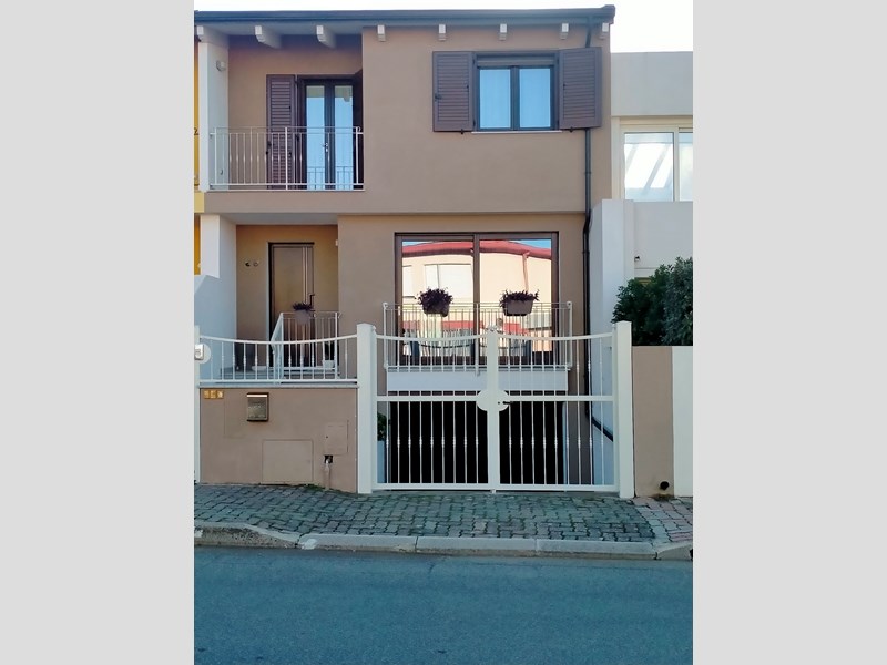 Casa Indipendente in Vendita a Guspini, zona Residenziale a bassa densità abitativa, 240'000€, 130 m²