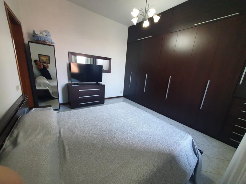 Trilocale in Vendita a Carrara, zona Avenza, 145'000€, 80 m², arredato, con Box