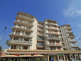 Trilocale in Vendita a Cassano d'Adda, 115'000€, 90 m²