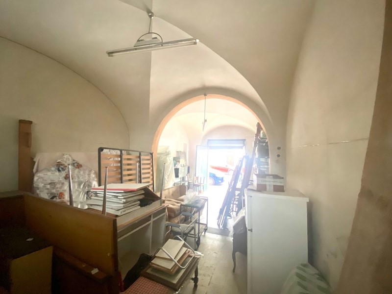 Box in Vendita a Pontedera, 40'000€, 40 m²