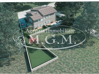 Villa bifamiliare in Vendita a Pontedera, zona Santa Lucia, 379'000€, 125 m²