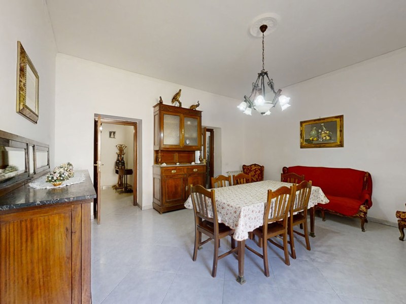 Quadrilocale in Vendita a Napoli, 190'000€, 100 m²