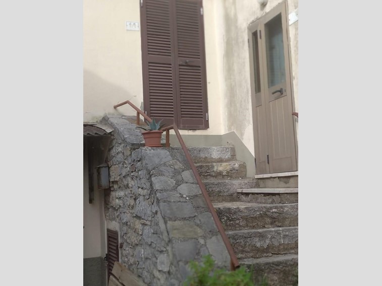 Casa Semi Indipendente in Vendita a Semproniano, 110'000€, 100 m², arredato