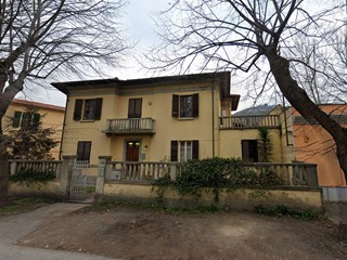Villa in Vendita a Vicopisano, zona San Giovanni Alla Vena, 319'000€, 280 m²